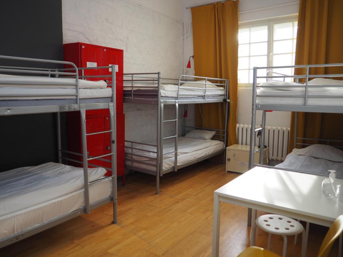 New World St Hostel And Private Room Warszawa Exteriör bild