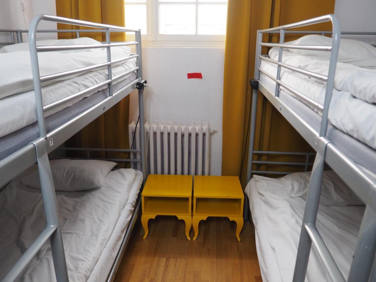 New World St Hostel And Private Room Warszawa Exteriör bild