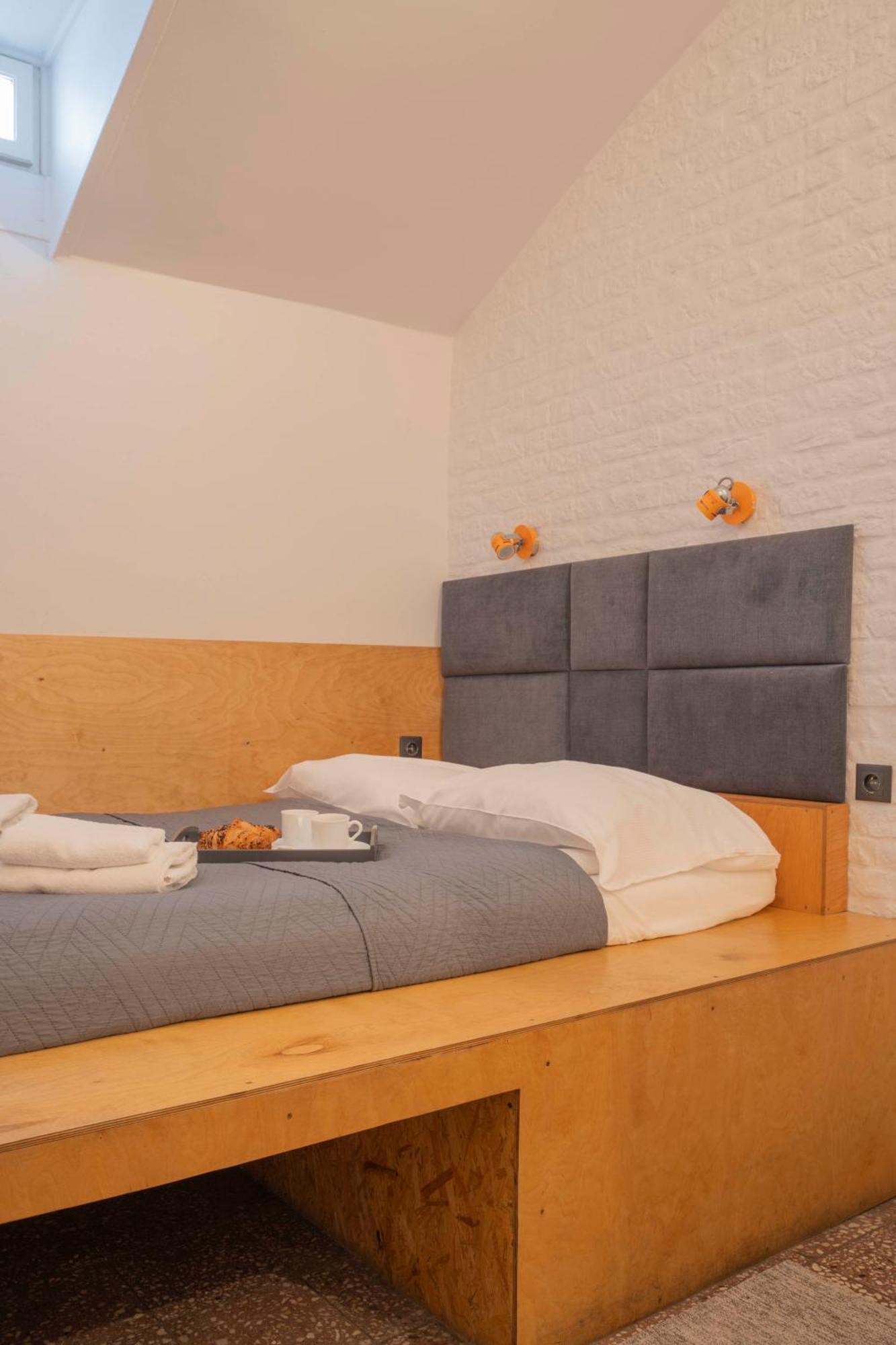 New World St Hostel And Private Room Warszawa Exteriör bild