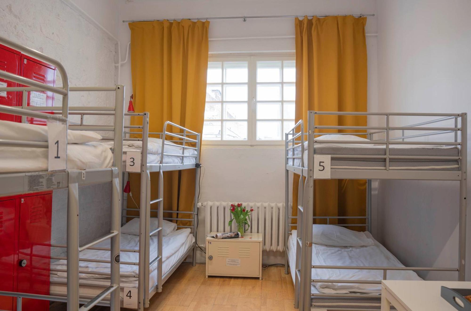 New World St Hostel And Private Room Warszawa Exteriör bild